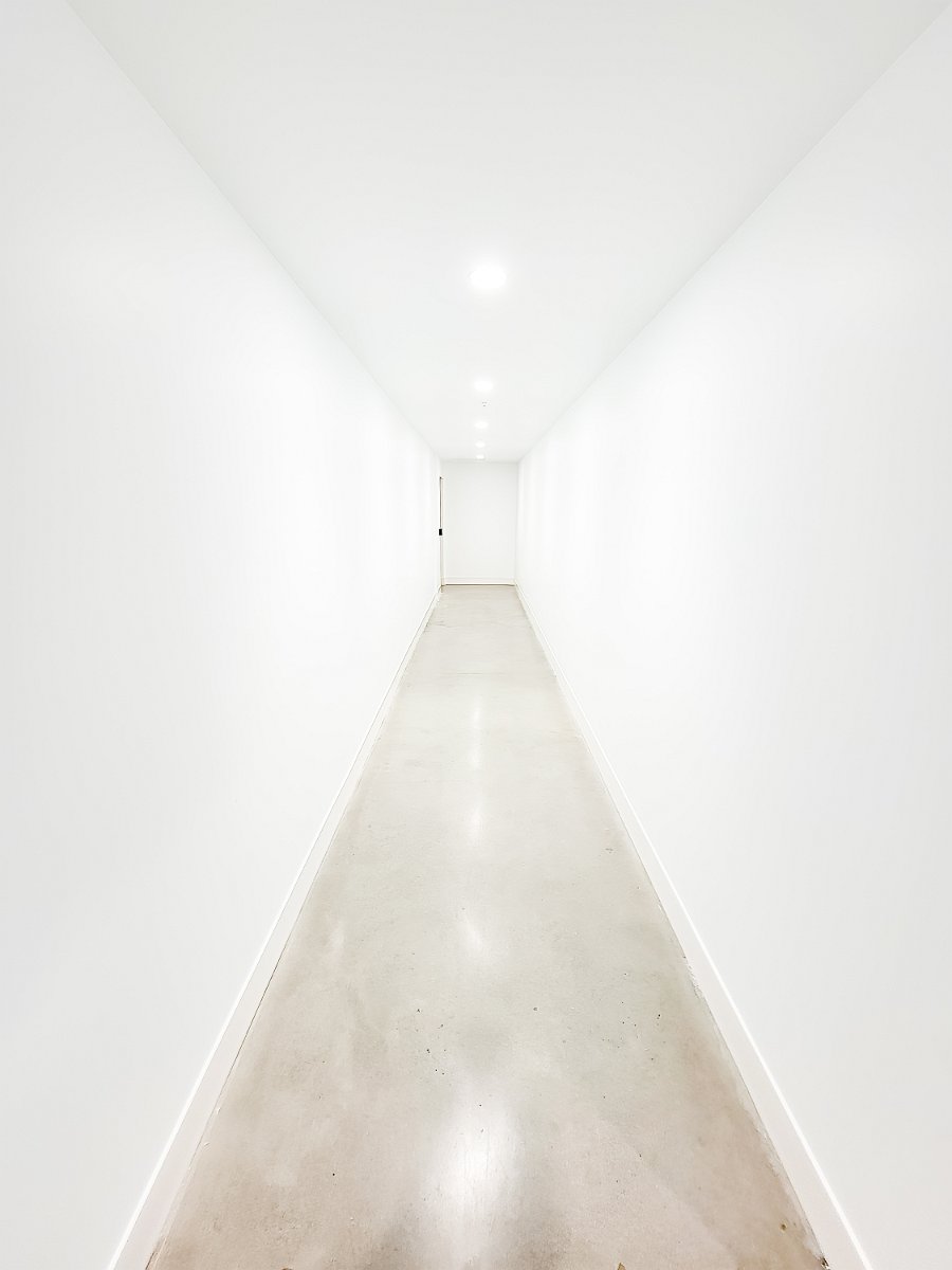 20231024_101247-2.jpg - Hallway From Hell