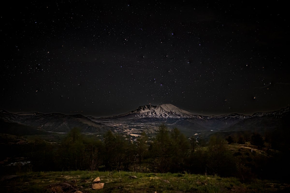D05_1800-Edit.jpg - Mt. St. Helens