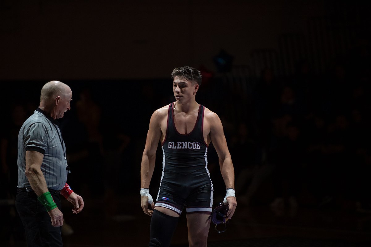 D05_9517-Edit.jpg - Isaac Wrestling
