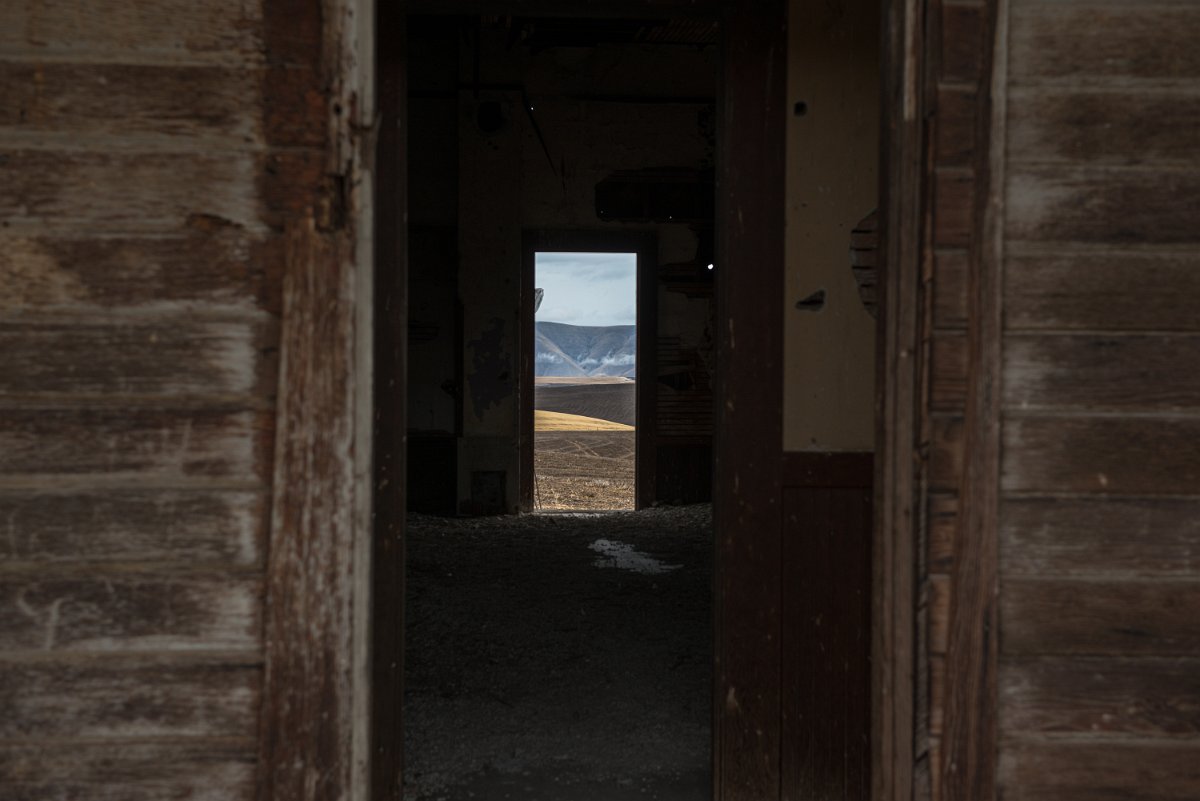 D80_7441.jpg - Douglas Hollow School, Near Boyd, OR