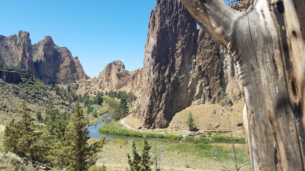 20190725_124418.jpg - Smith Rock State Park