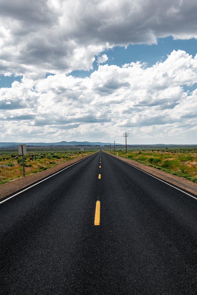 D85_2718.jpg - Lonesome Road, Westbound
