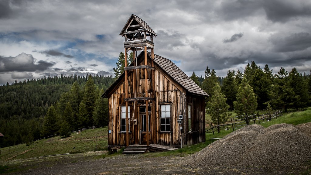 D05_9459.jpg - Schoolhouse, Granite, OR