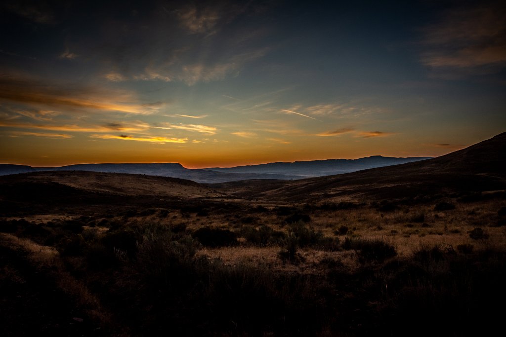 710_8405.jpg - Leslie Gulch Sunrise