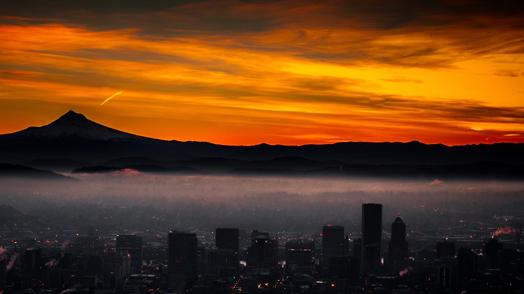 DSC_8482-Edit.jpg - Pittock Mansion Sunriise
