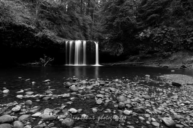 Upper_Butte_Creek_Falls-3.jpg